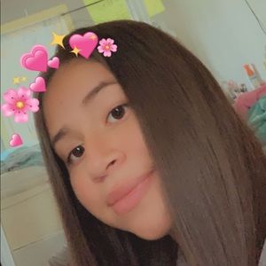 Meet your Posher, Ayleen